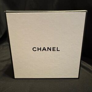NWOT Chanel White Box Black Trim with Magnetic Closure Box